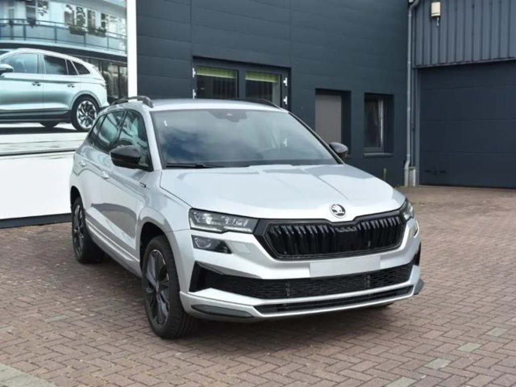 Skoda Karoq 2025 Benzine