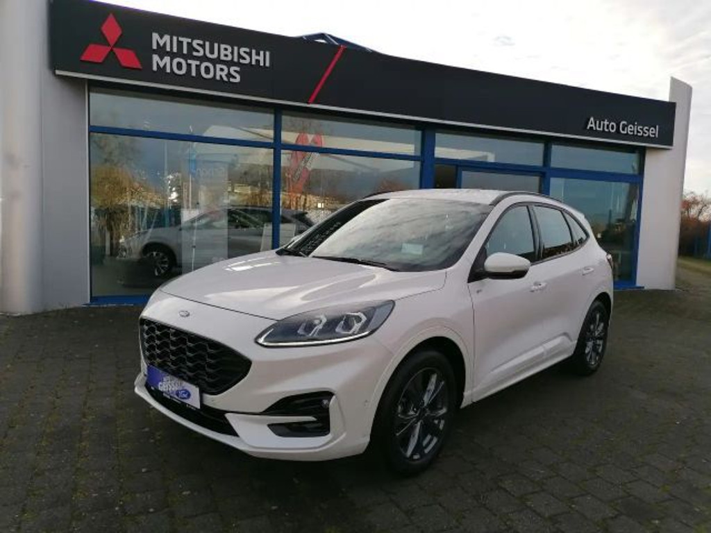 Ford Kuga 2023 Benzine