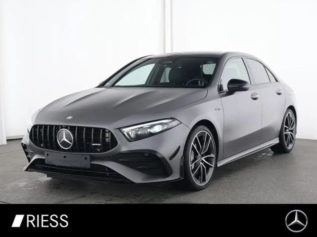 Mercedes-Benz A-Klasse 2024 Benzine