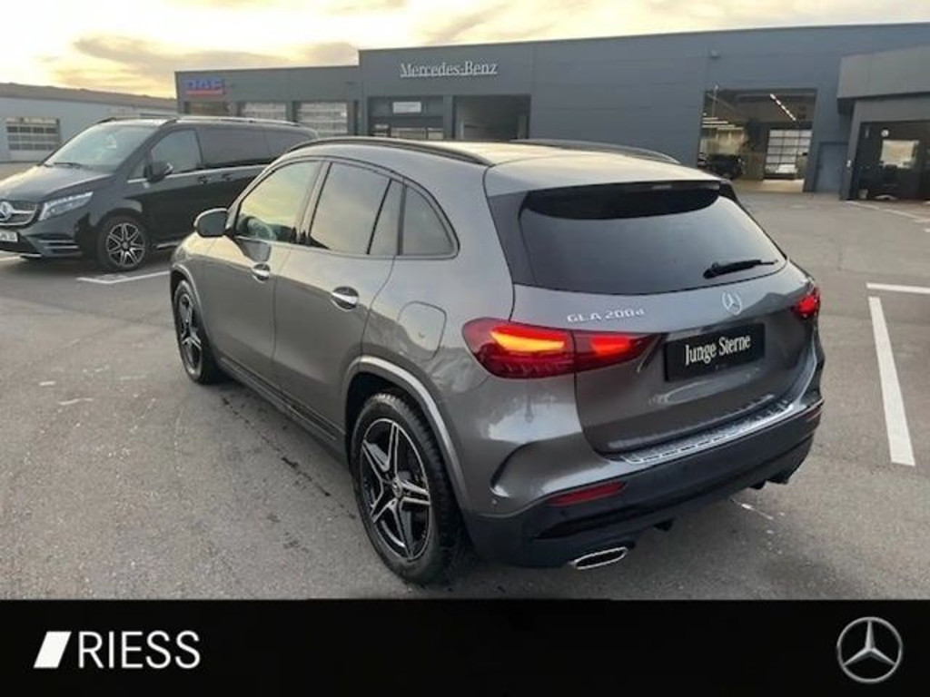 Mercedes-Benz GLA-Klasse