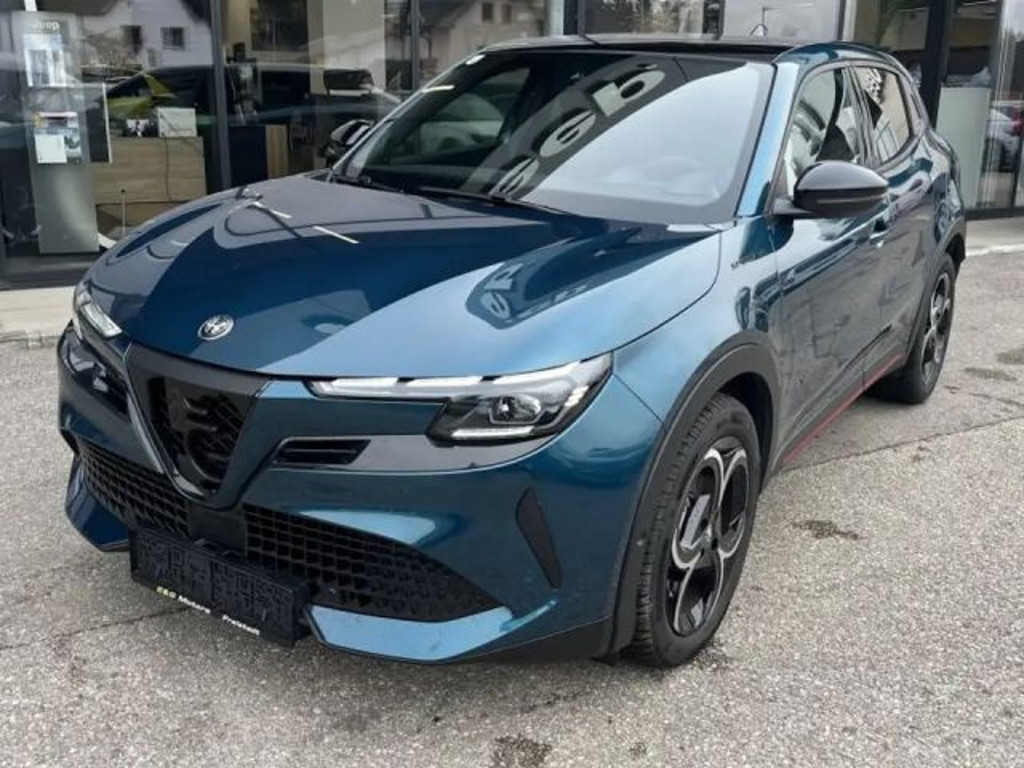 Alfa Romeo Junior 2025 Benzine