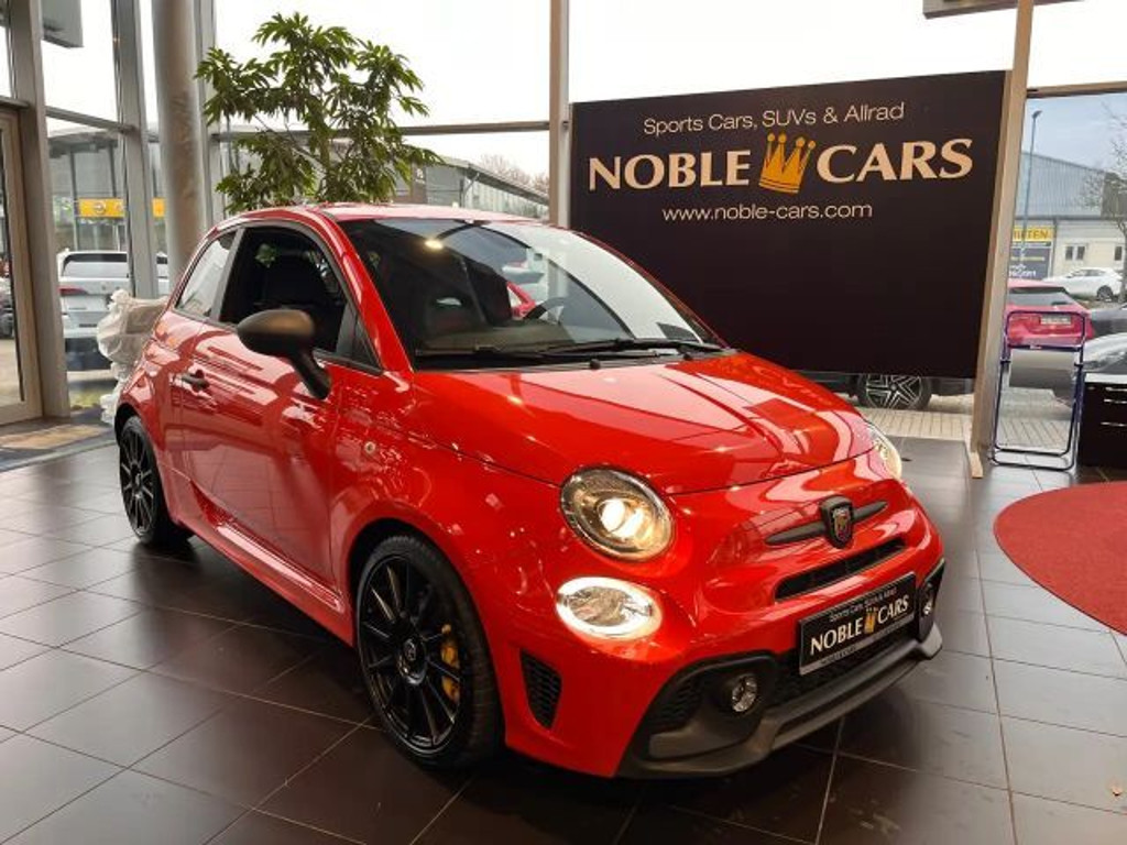 Abarth 695 2024 Benzine