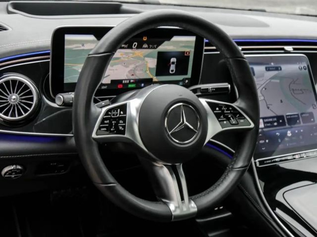 Mercedes-Benz EQE