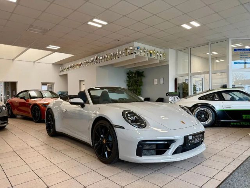 Porsche 992 2024 Benzine