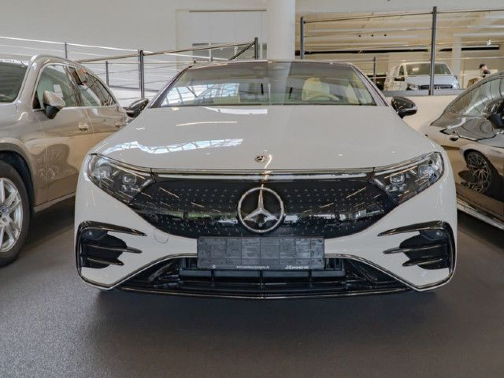 Mercedes-Benz EQS