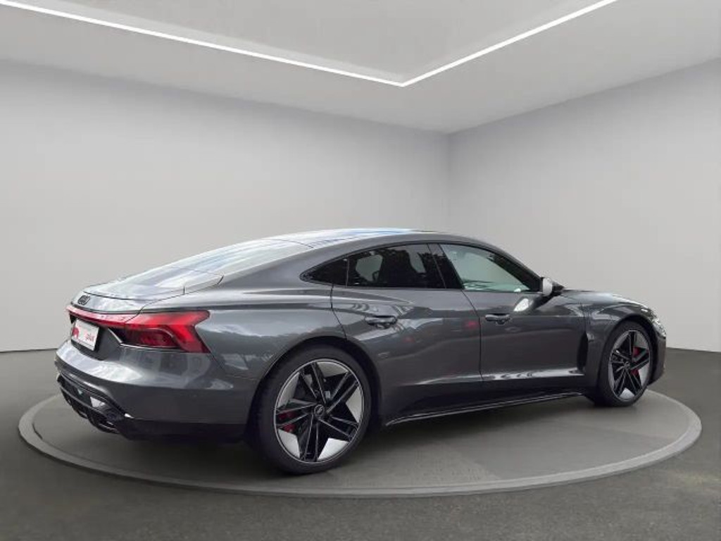 Audi e-tron GT