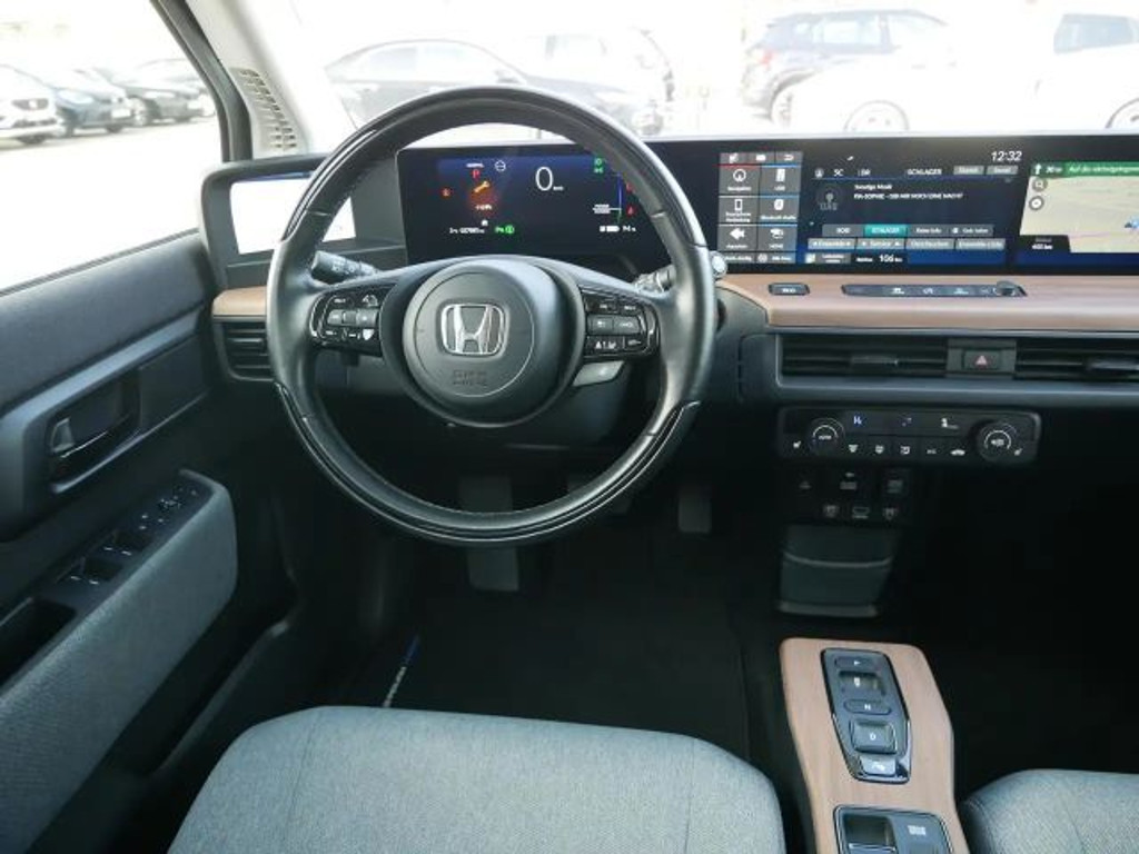 Honda e