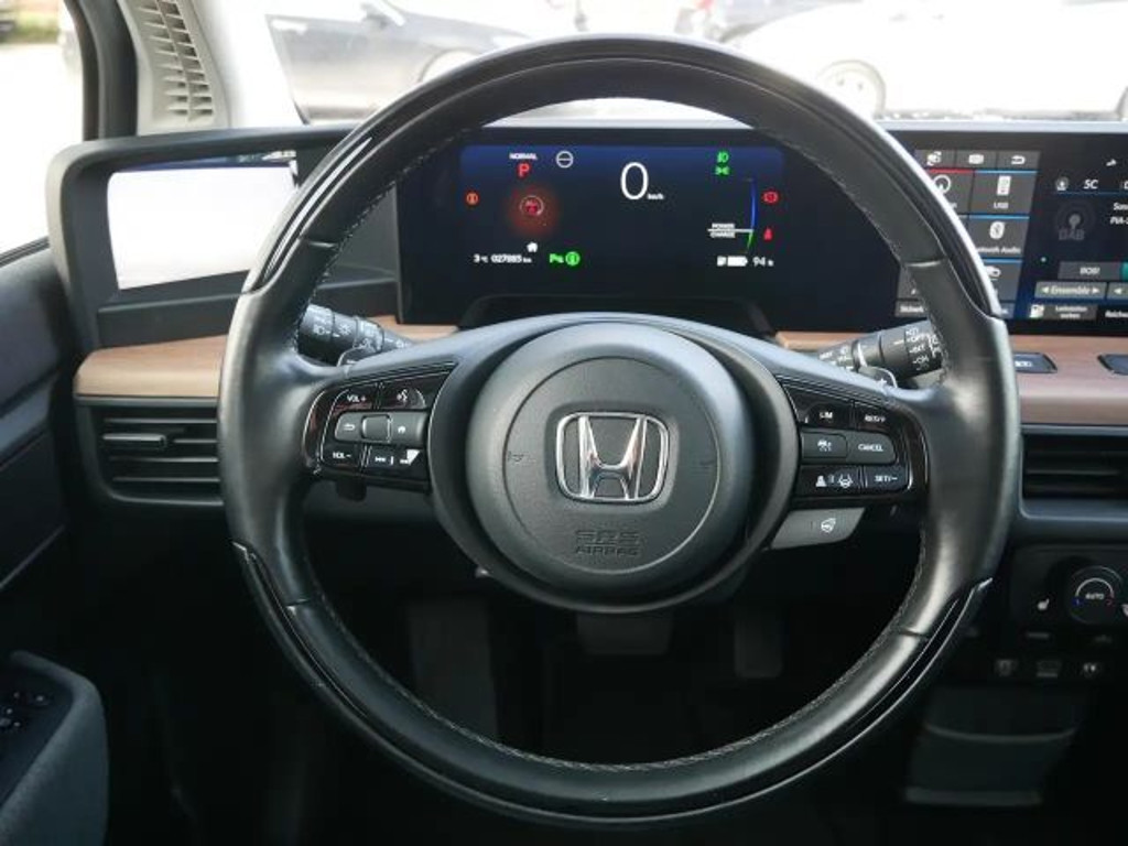 Honda e