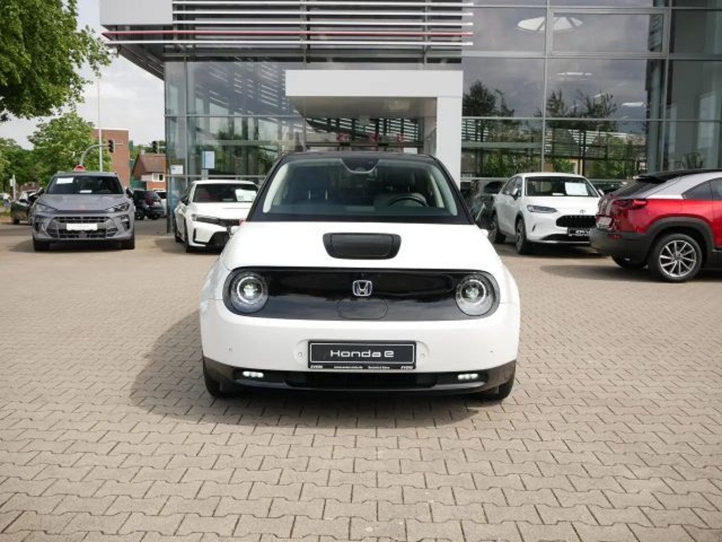 Honda e