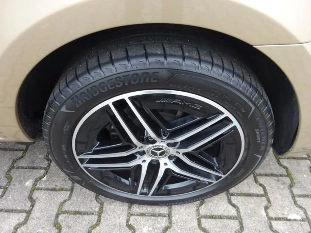 Mercedes-Benz Marco Polo