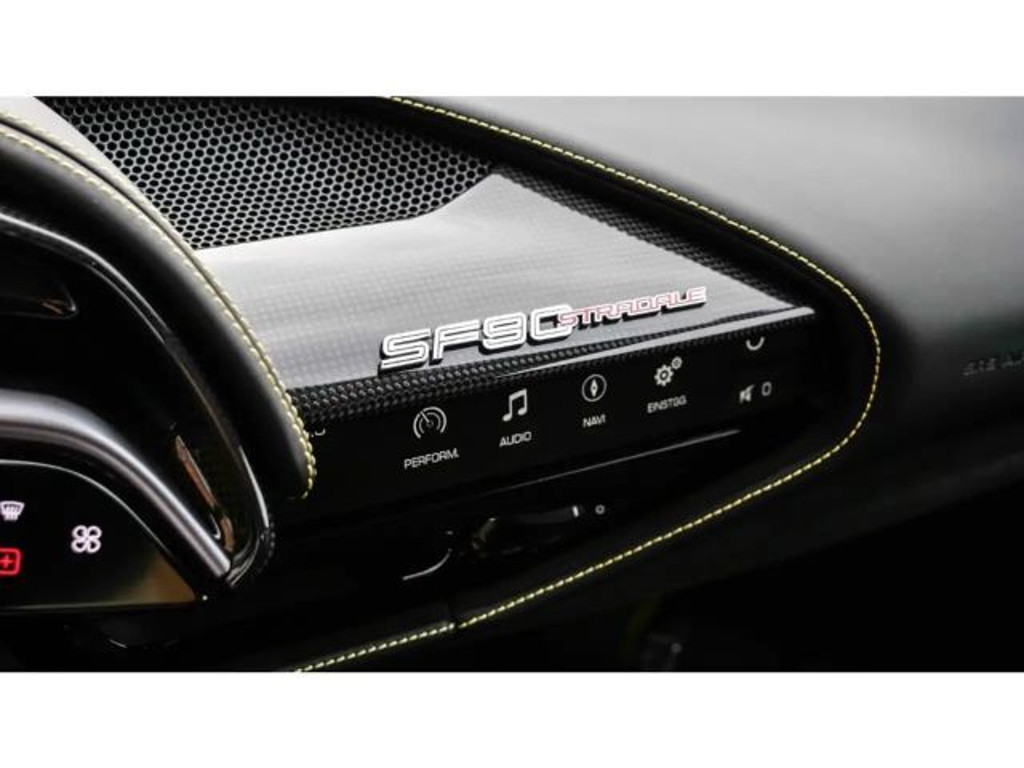 Ferrari SF90