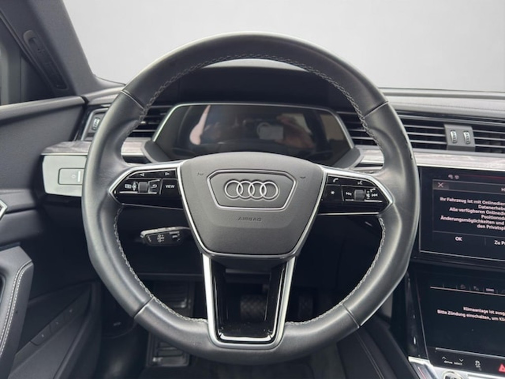 Audi Q8 e-tron
