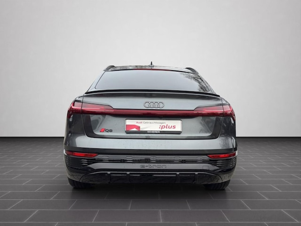 Audi Q8 e-tron