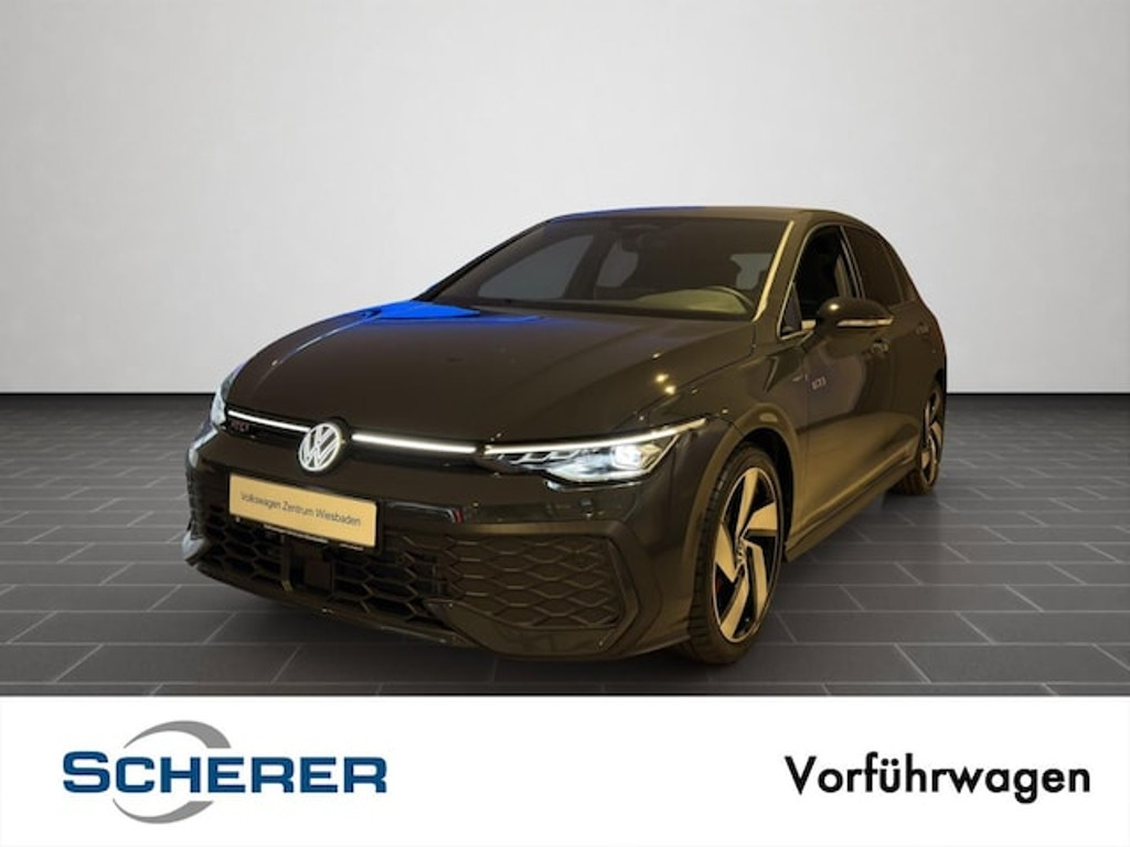 Volkswagen Golf 2025 Benzine