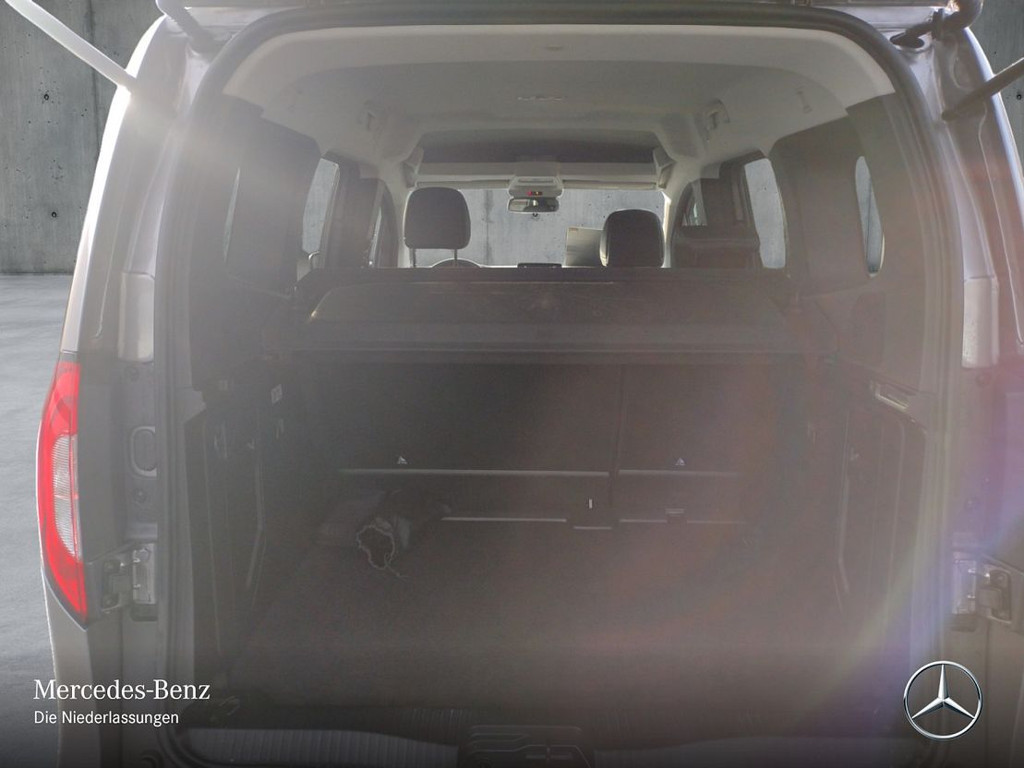 Mercedes-Benz T 180