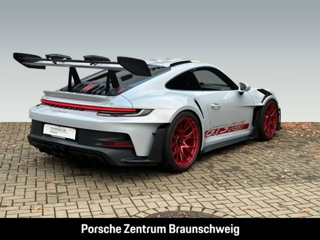Porsche 992