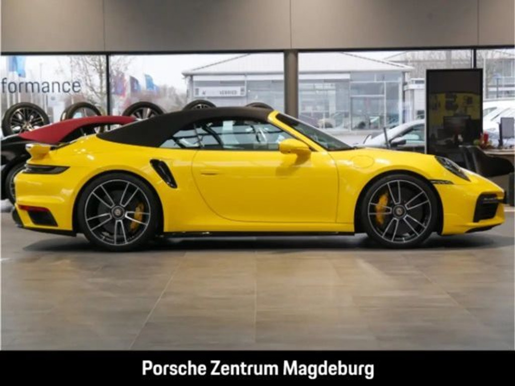 Porsche 992