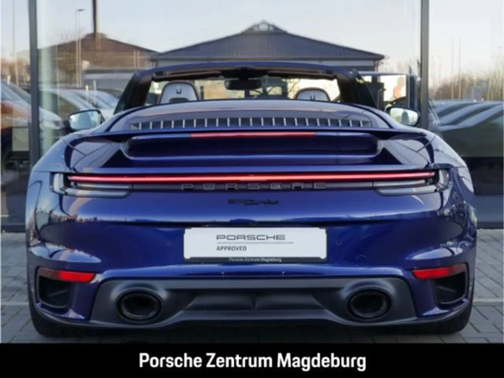 Porsche 992