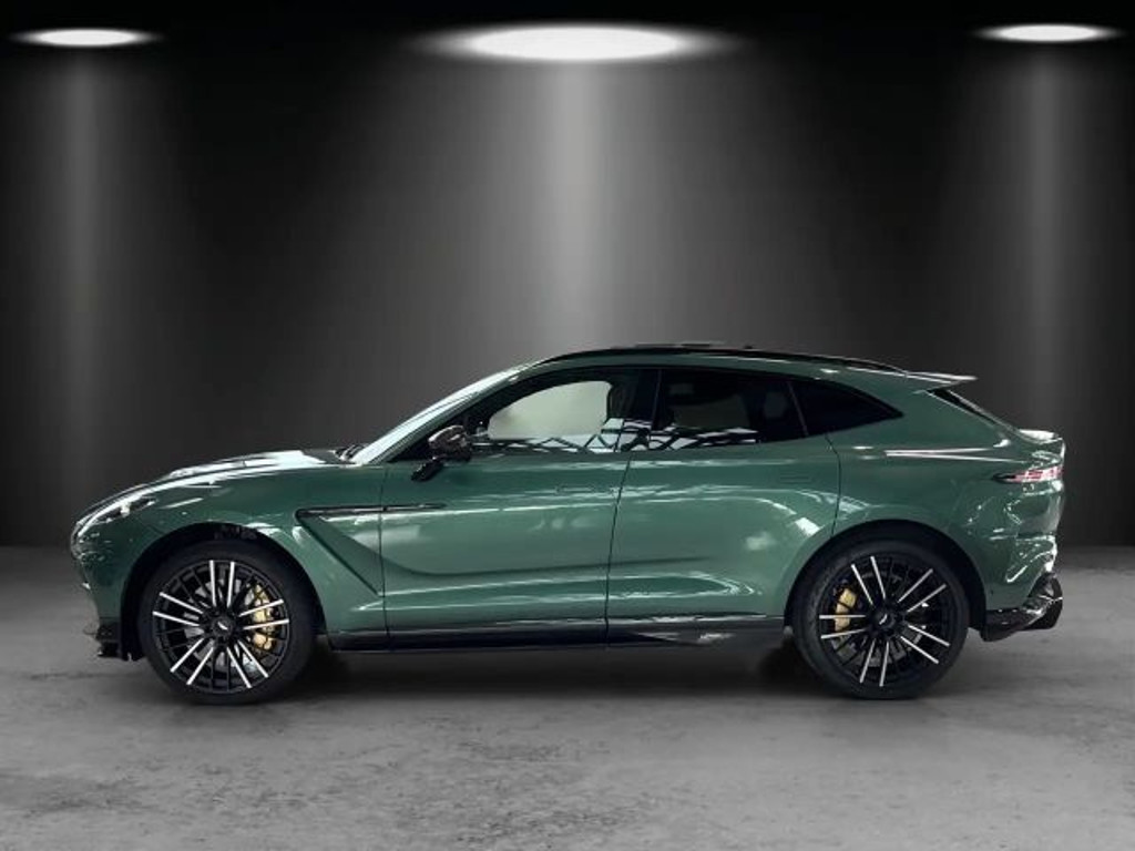 Aston Martin DBX
