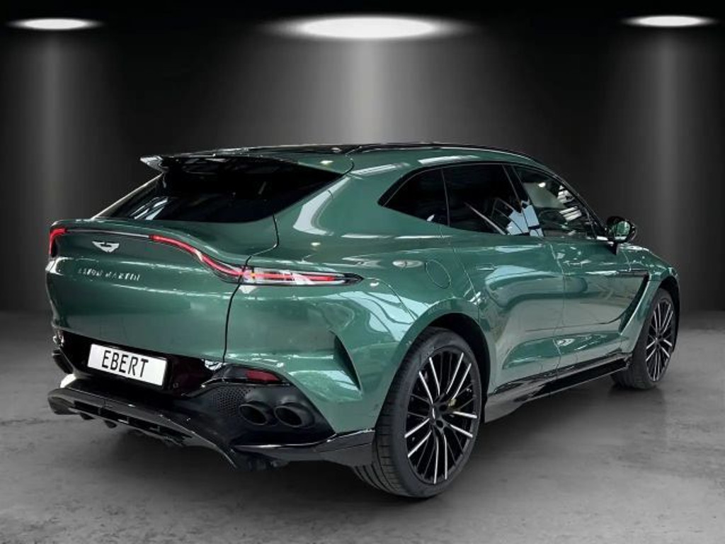 Aston Martin DBX