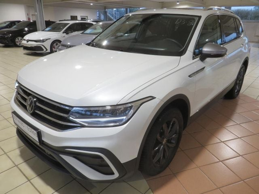 Volkswagen Tiguan 2024 Benzine