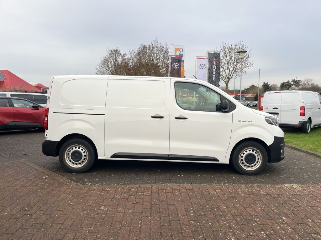 Toyota Proace Verso EV
