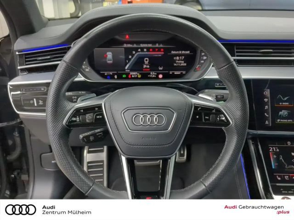 Audi S8