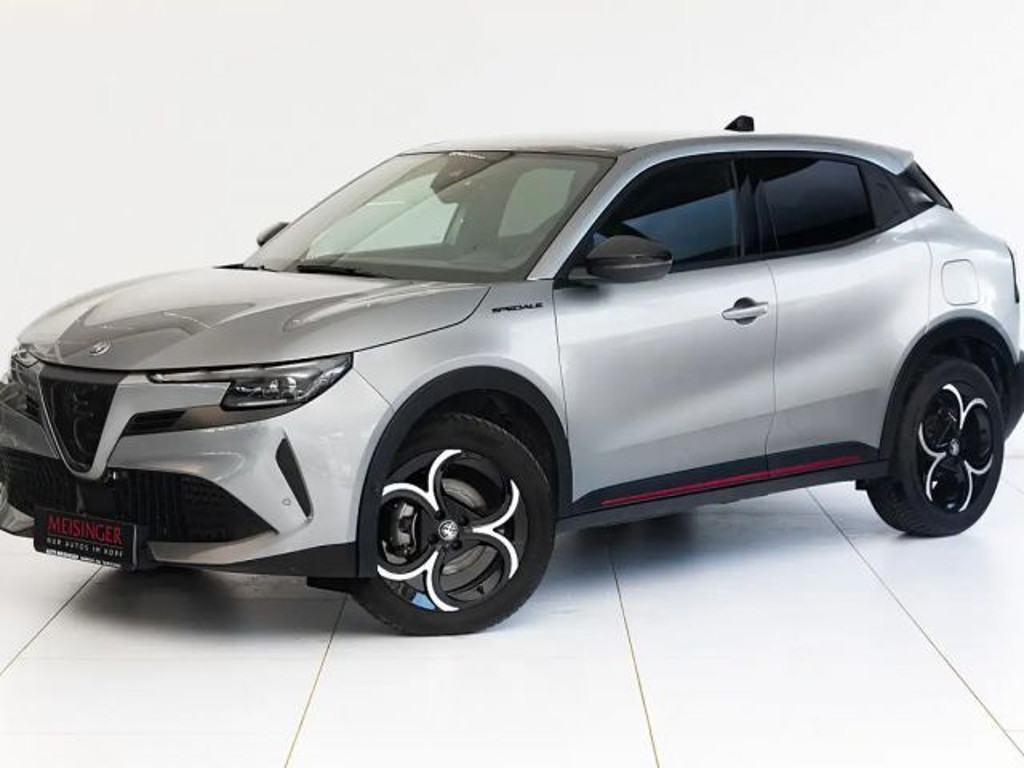 Alfa Romeo Junior 2025 Hybride Benzine