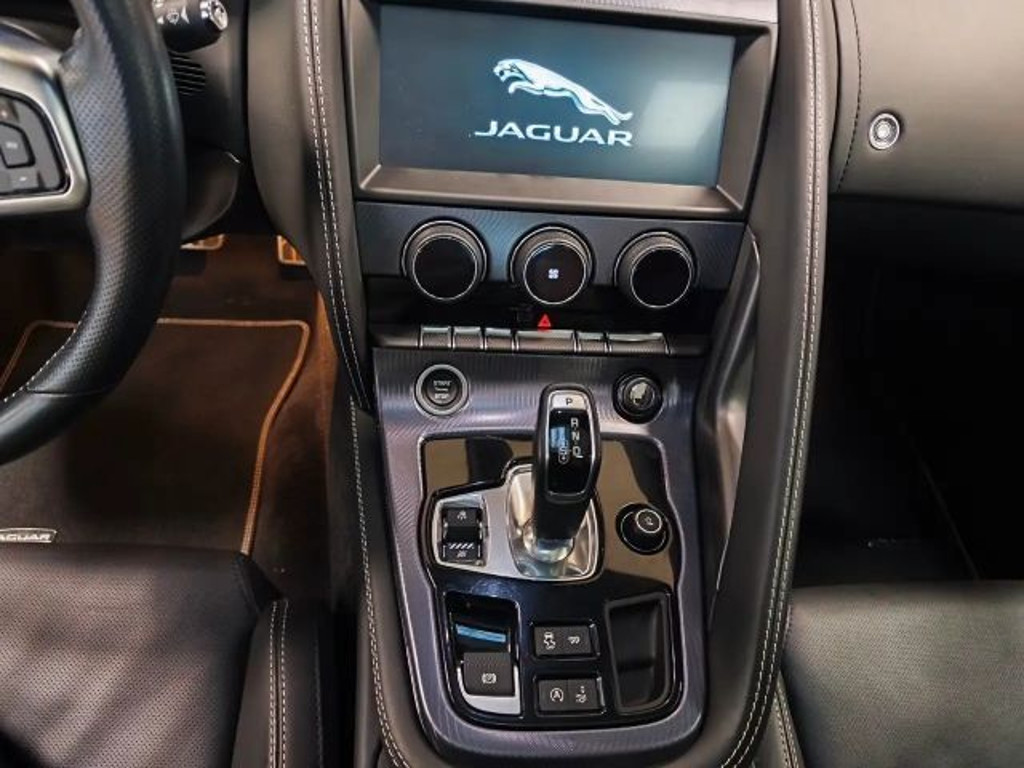 Jaguar F-Type
