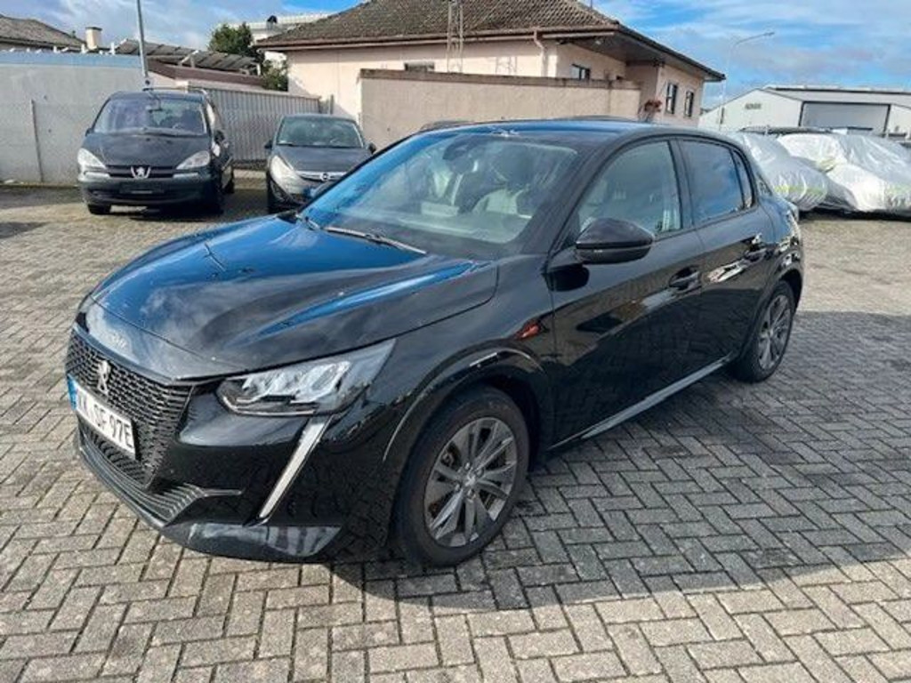 Peugeot e-208