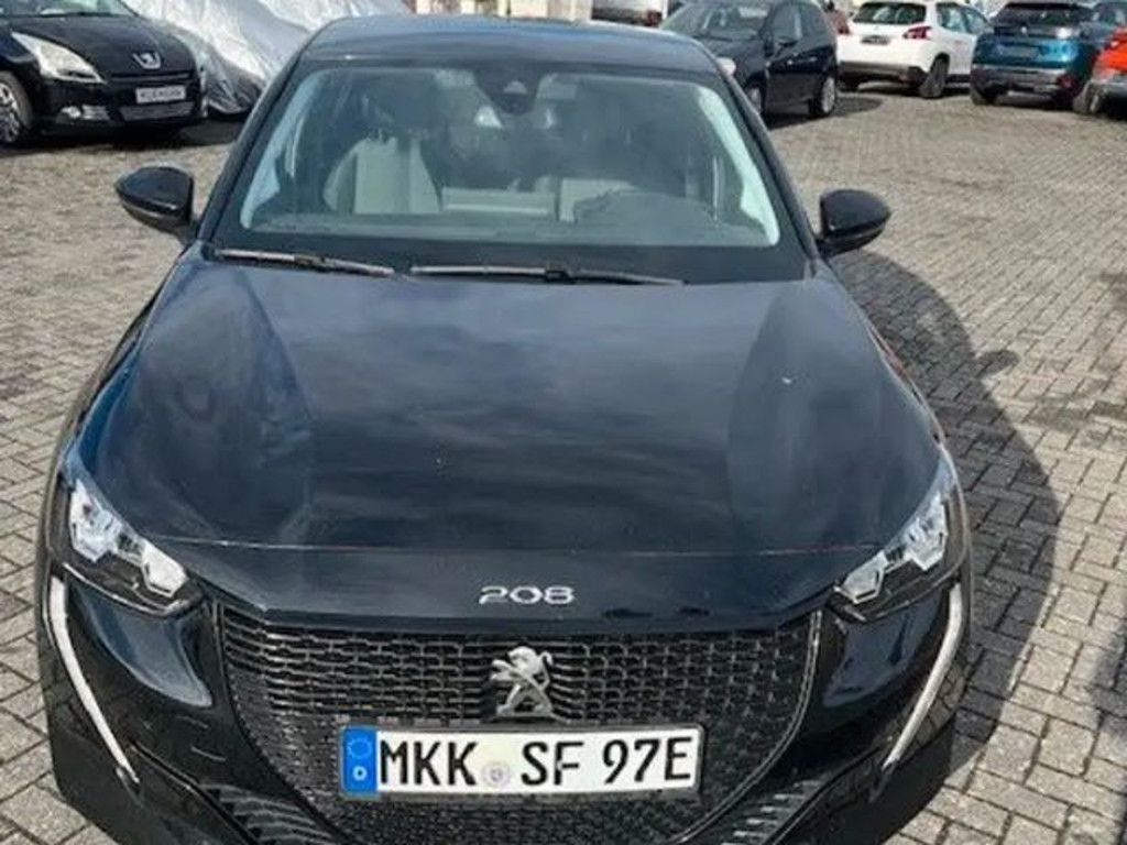 Peugeot e-208