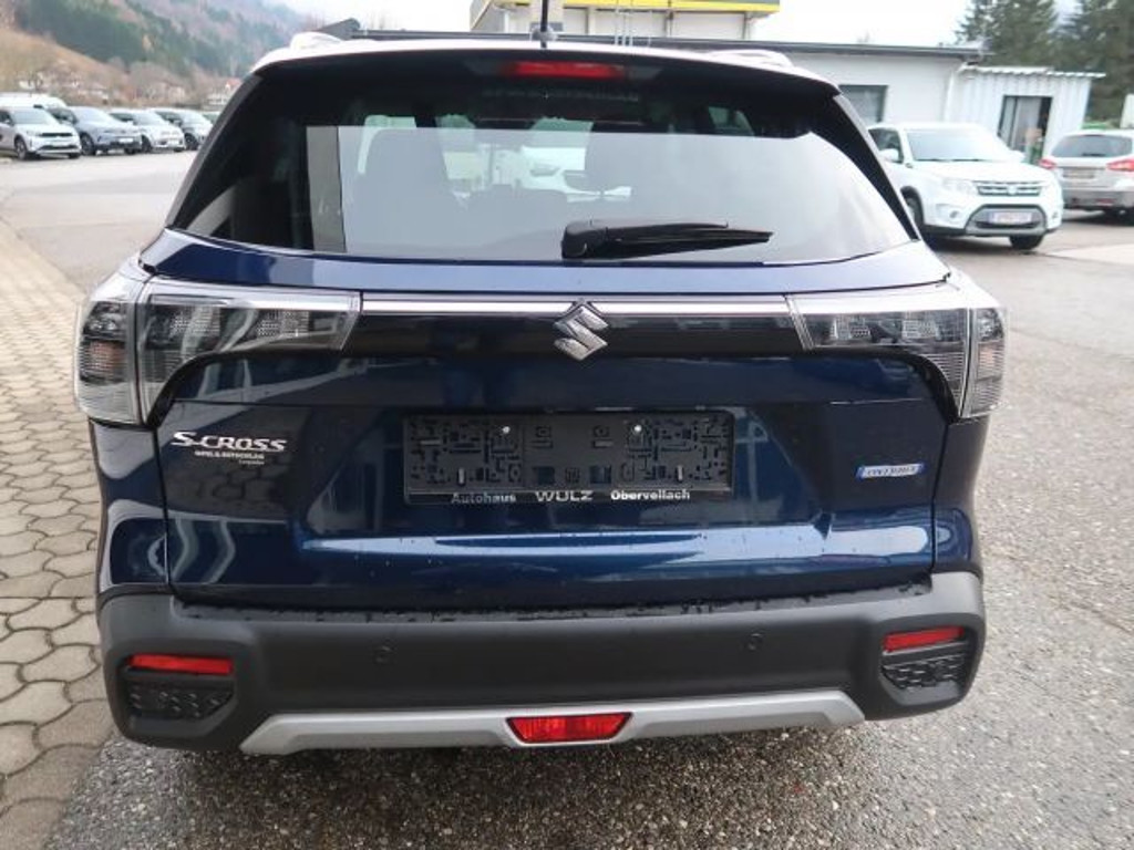 Suzuki S-Cross