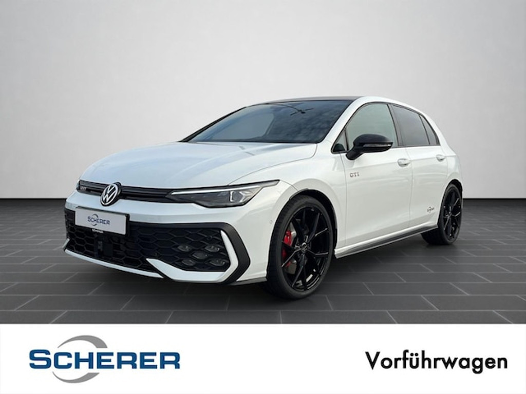 Volkswagen Golf 2025 Benzine