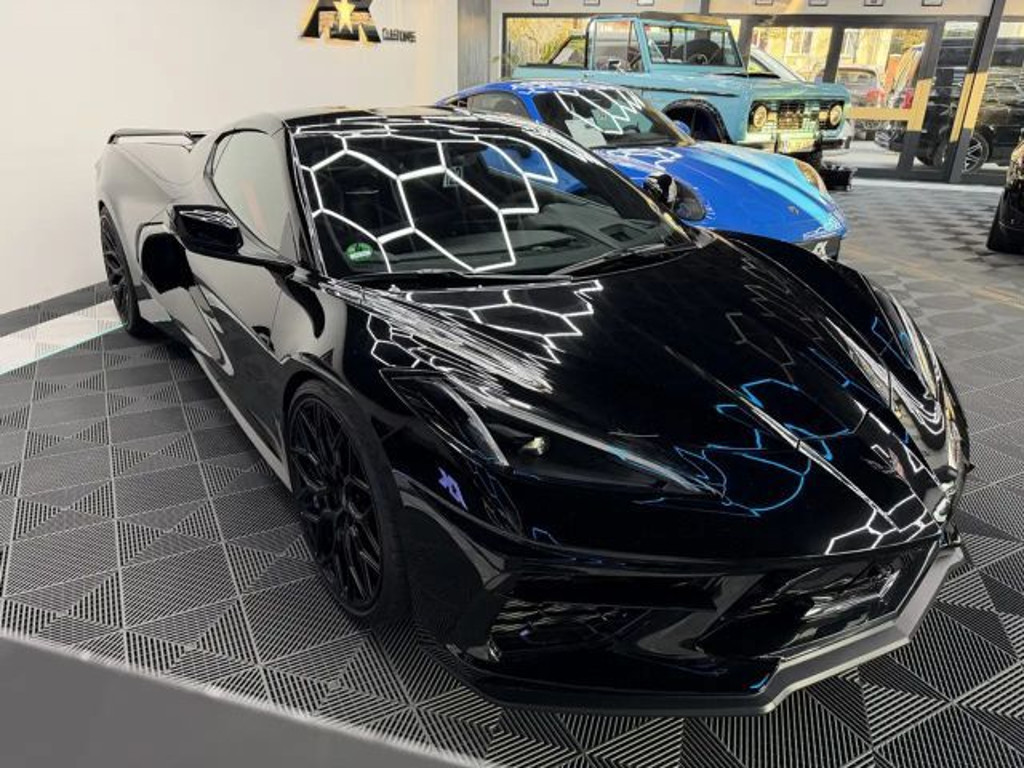 Corvette C8