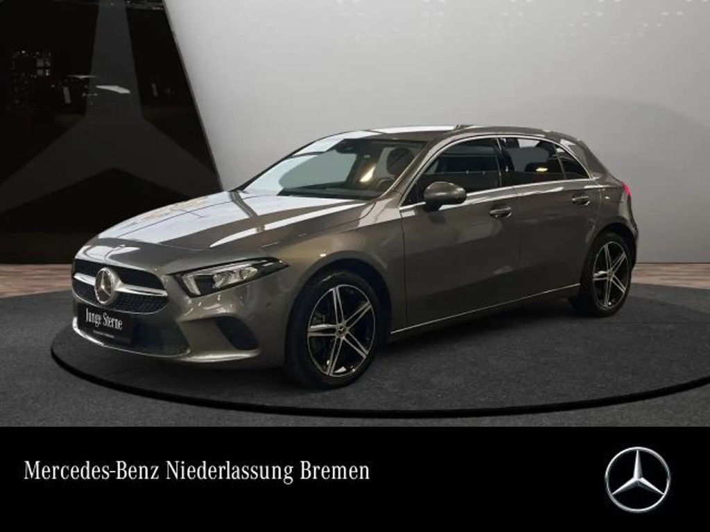Mercedes-Benz A-Klasse 2022 Hybride Benzine