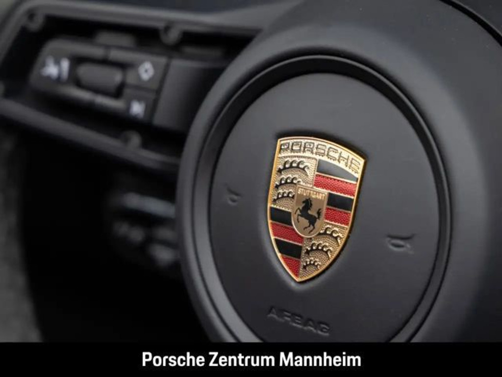 Porsche 992