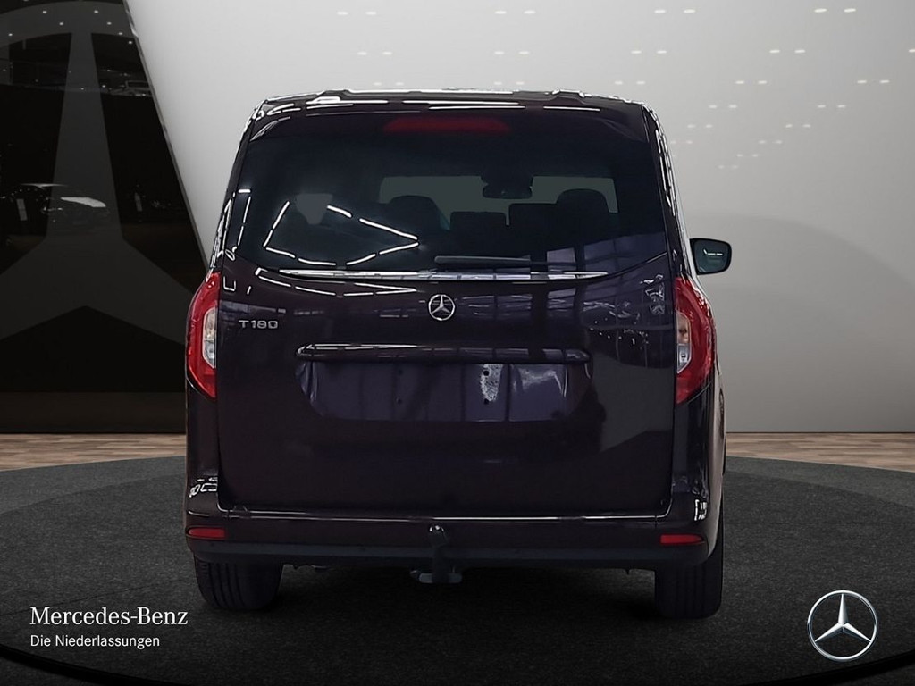 Mercedes-Benz T 180