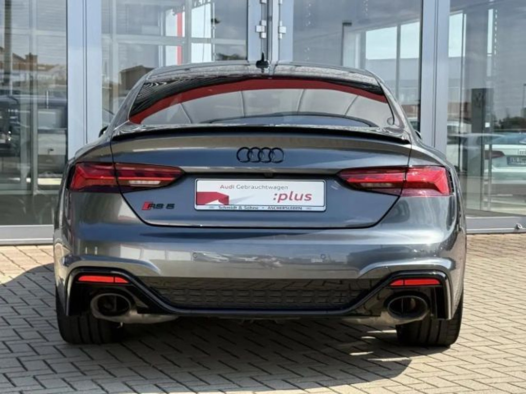Audi RS5