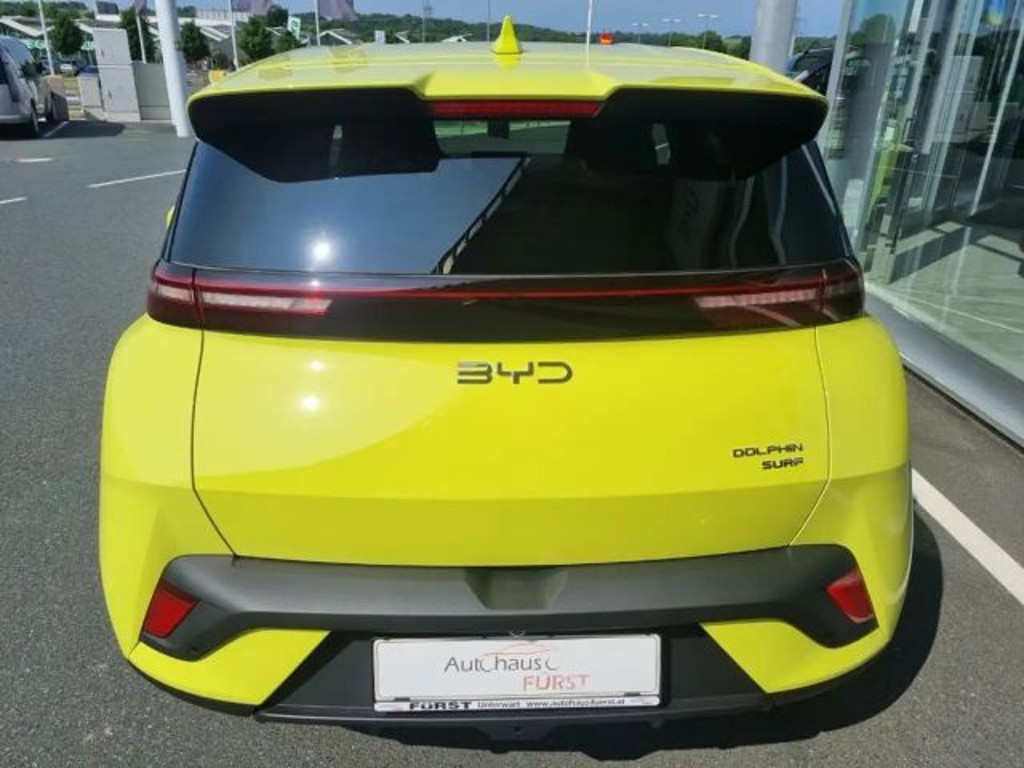 BYD Dolphin Surf