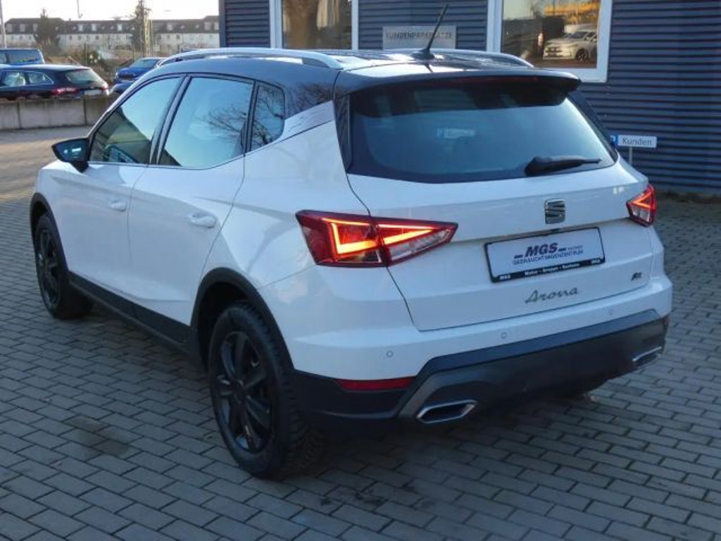 Seat Arona