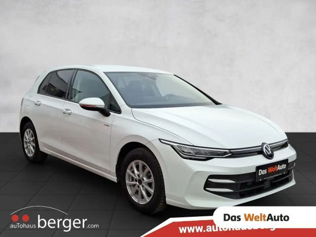 Volkswagen Golf 2024 Benzine