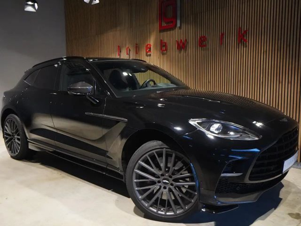 Aston Martin DBX