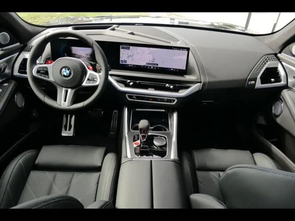 BMW XM