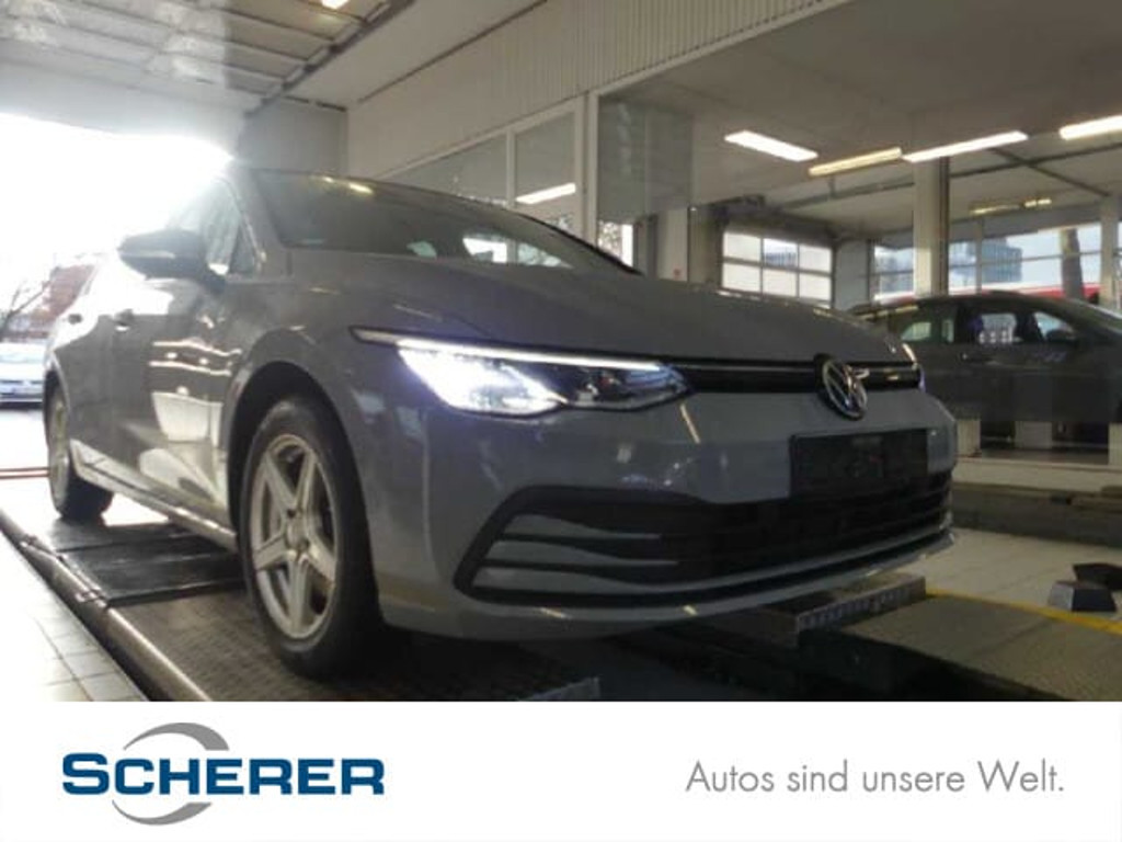 Volkswagen Golf 2022 Benzine