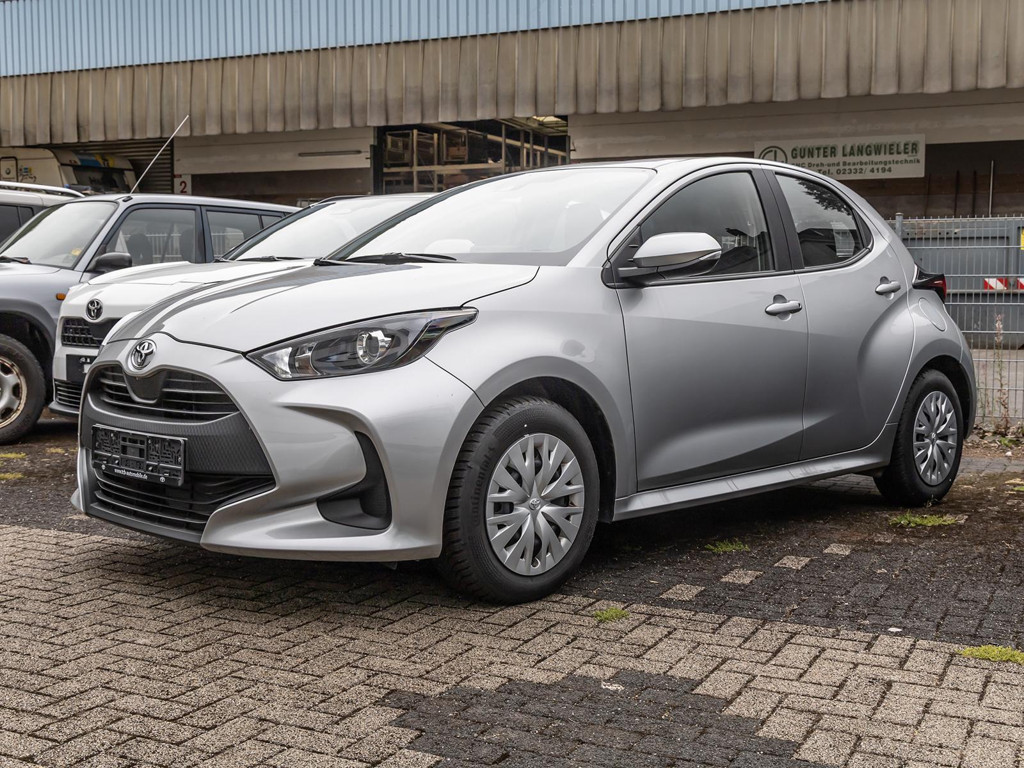Toyota Yaris 2023 Benzine
