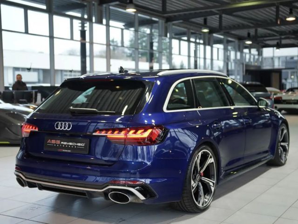 Audi RS4