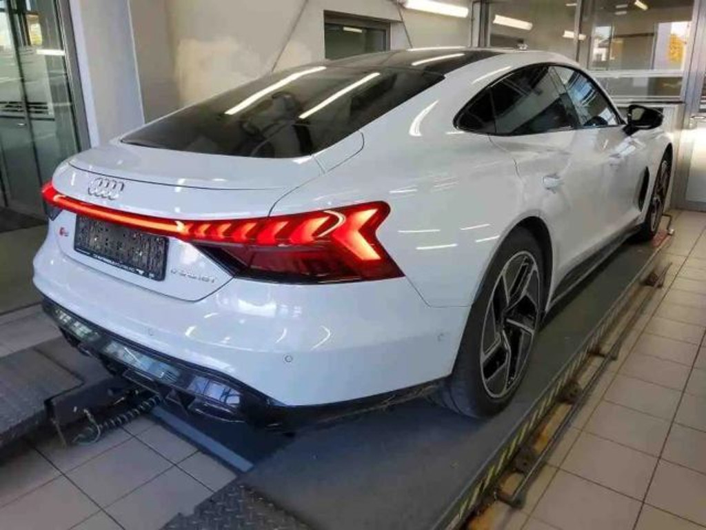 Audi RS e-tron GT