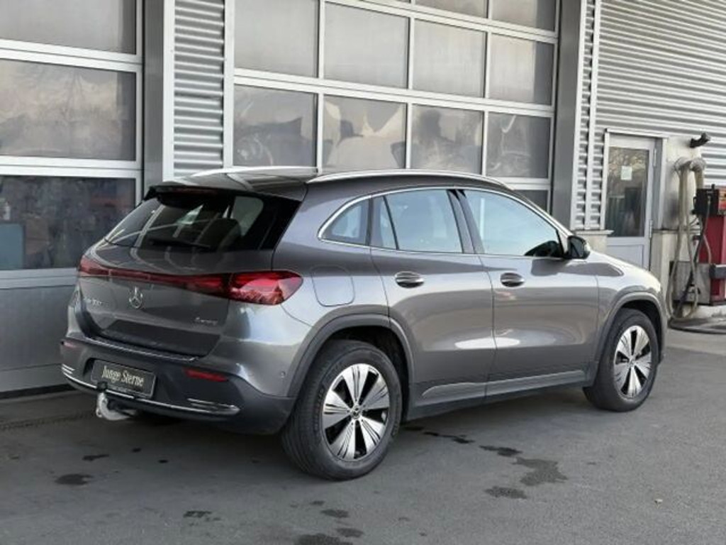 Mercedes-Benz EQA