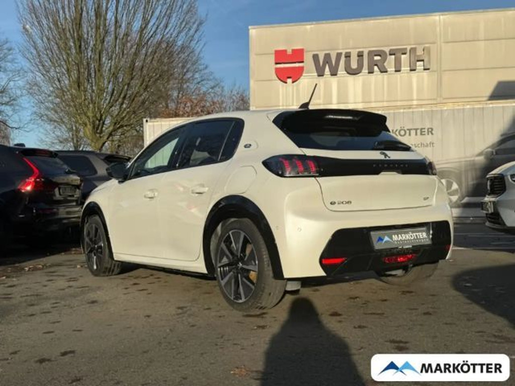 Peugeot e-208