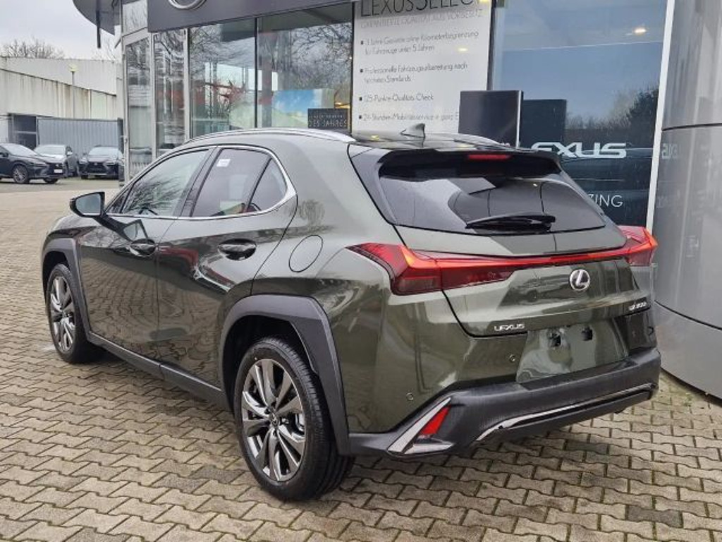 Lexus UX